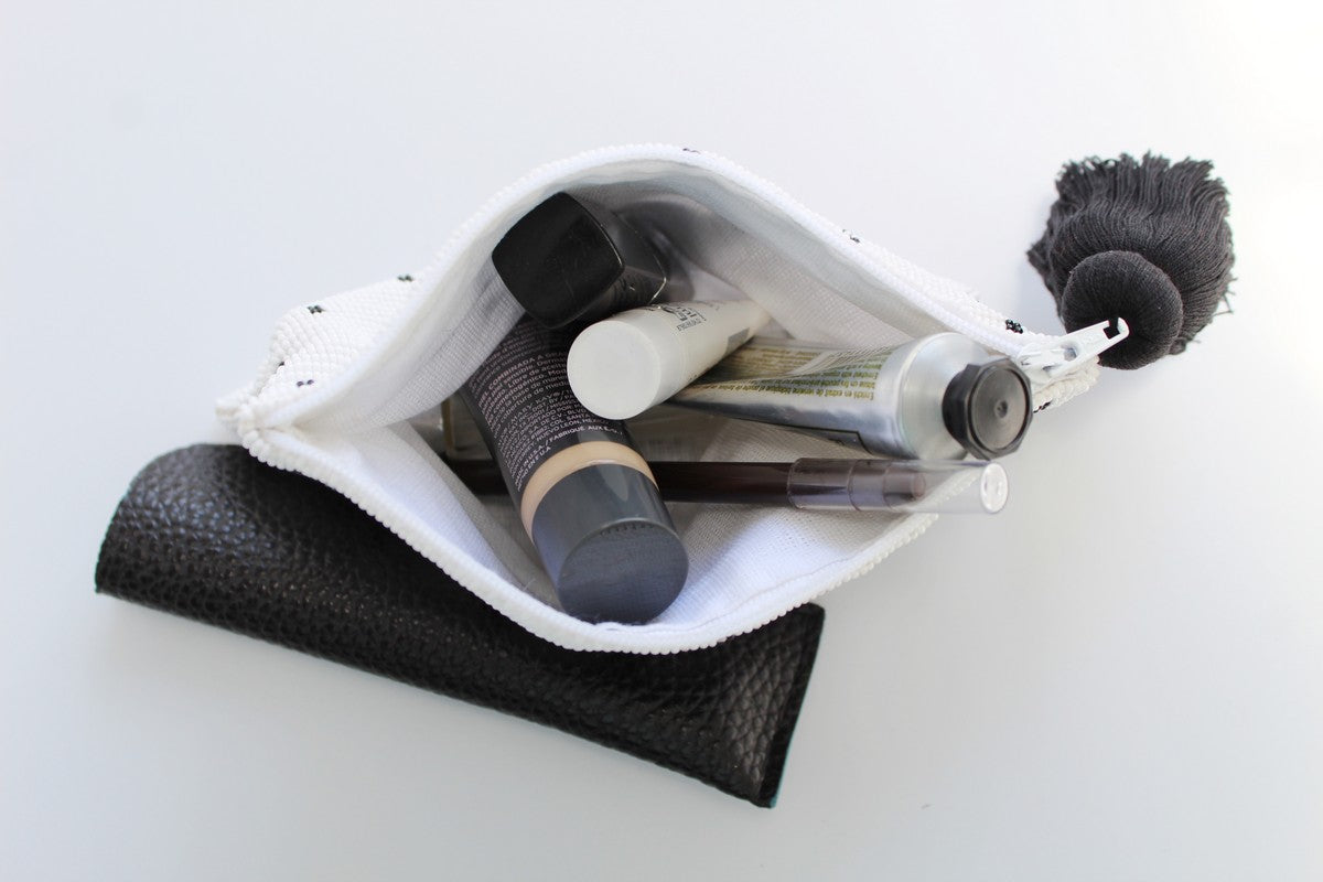 Skull Glass Bead Coin Purse - BLACK ON WHITE