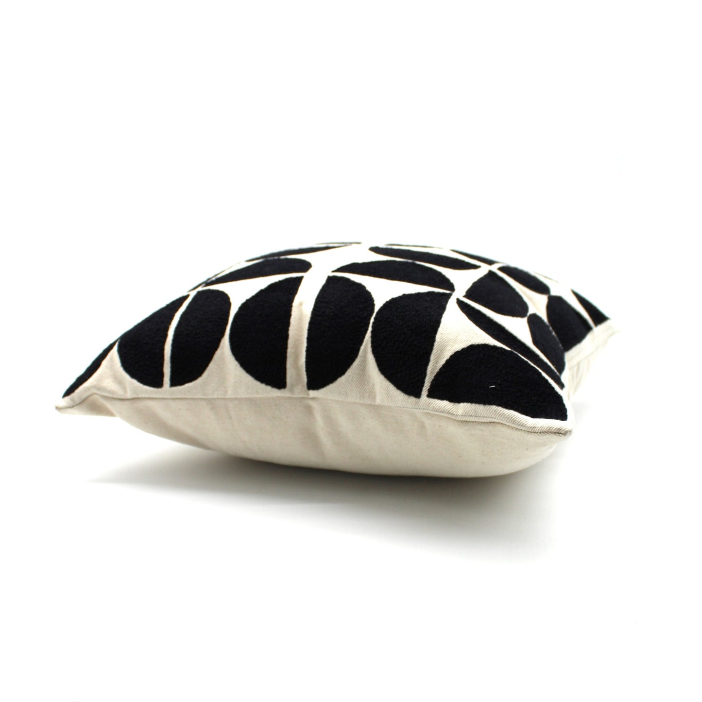 Punch needle Pillow cover - HOURGLASS BLACK
