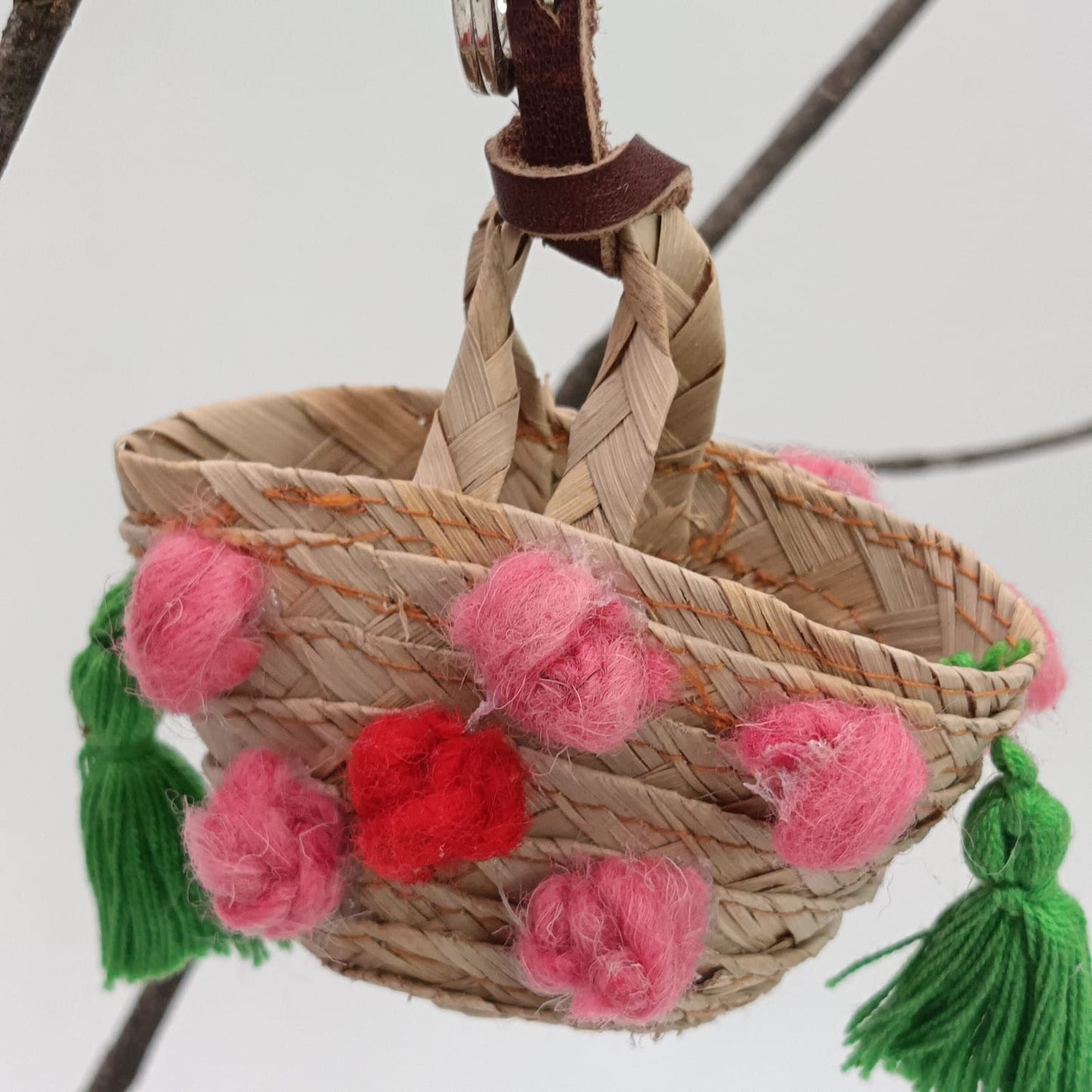 Bag charm - STRAW MNI TOTE