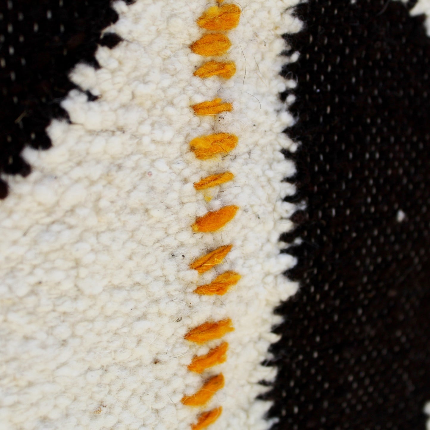 WOOL RUG HALF MOON YELLOW DETAIL