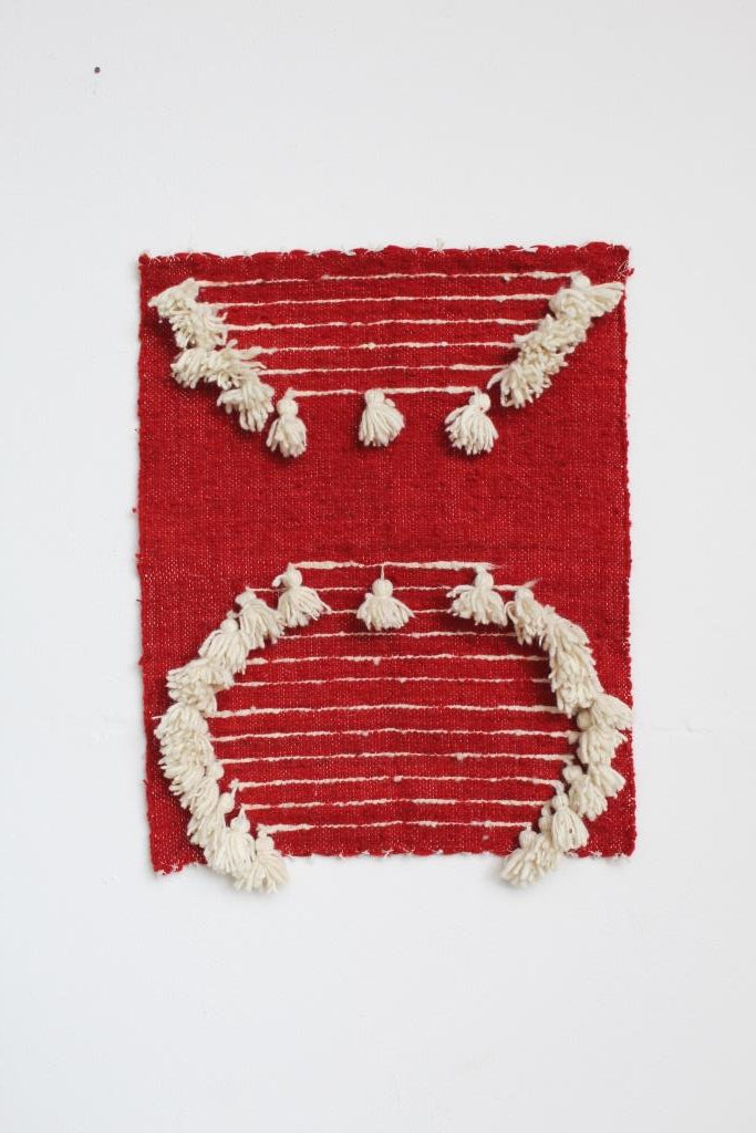 Wool wall art decoration - Red