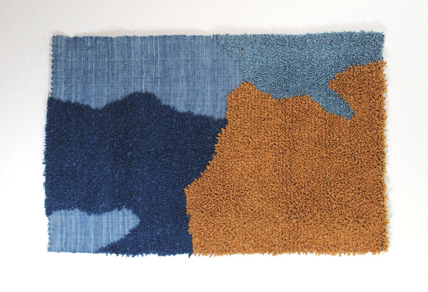 Spills Wool Textile - Carpet Rug Handwoven